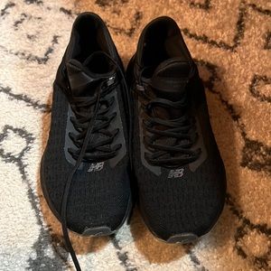 Womens new balance worn but look nice no obvious signs of wear